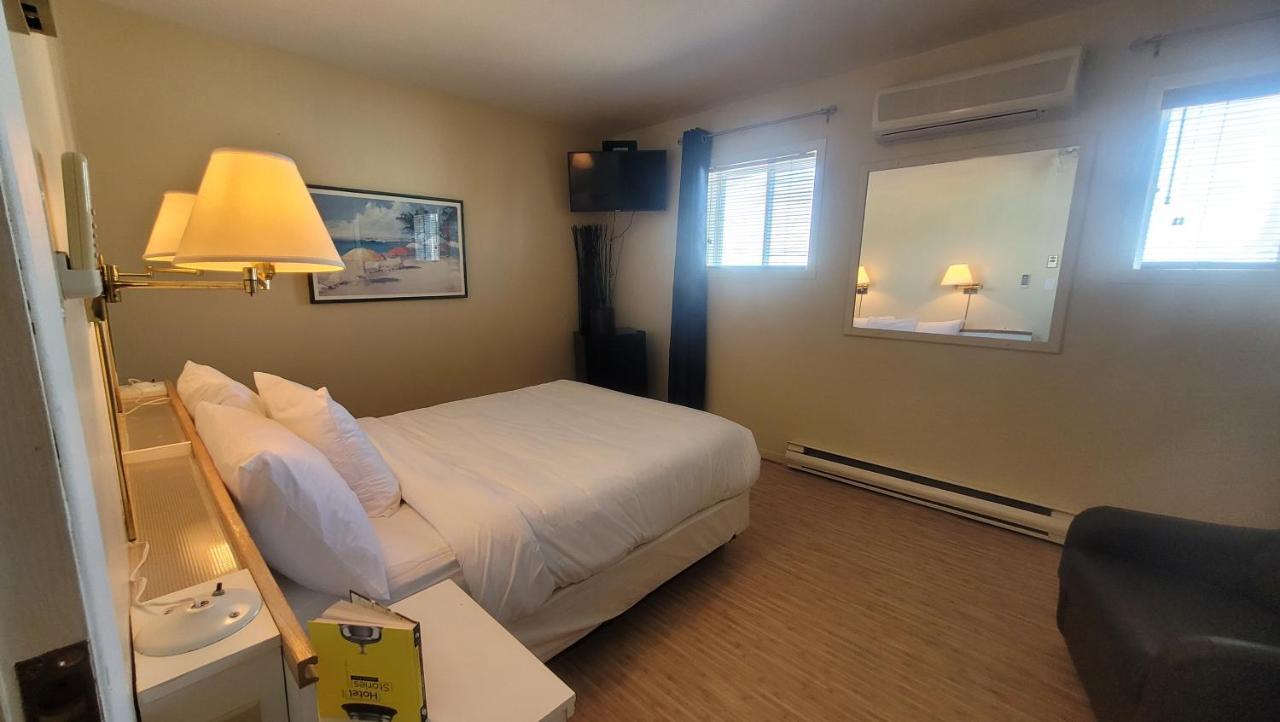 Hotel Aquamer Carleton-sur-Mer Exterior foto